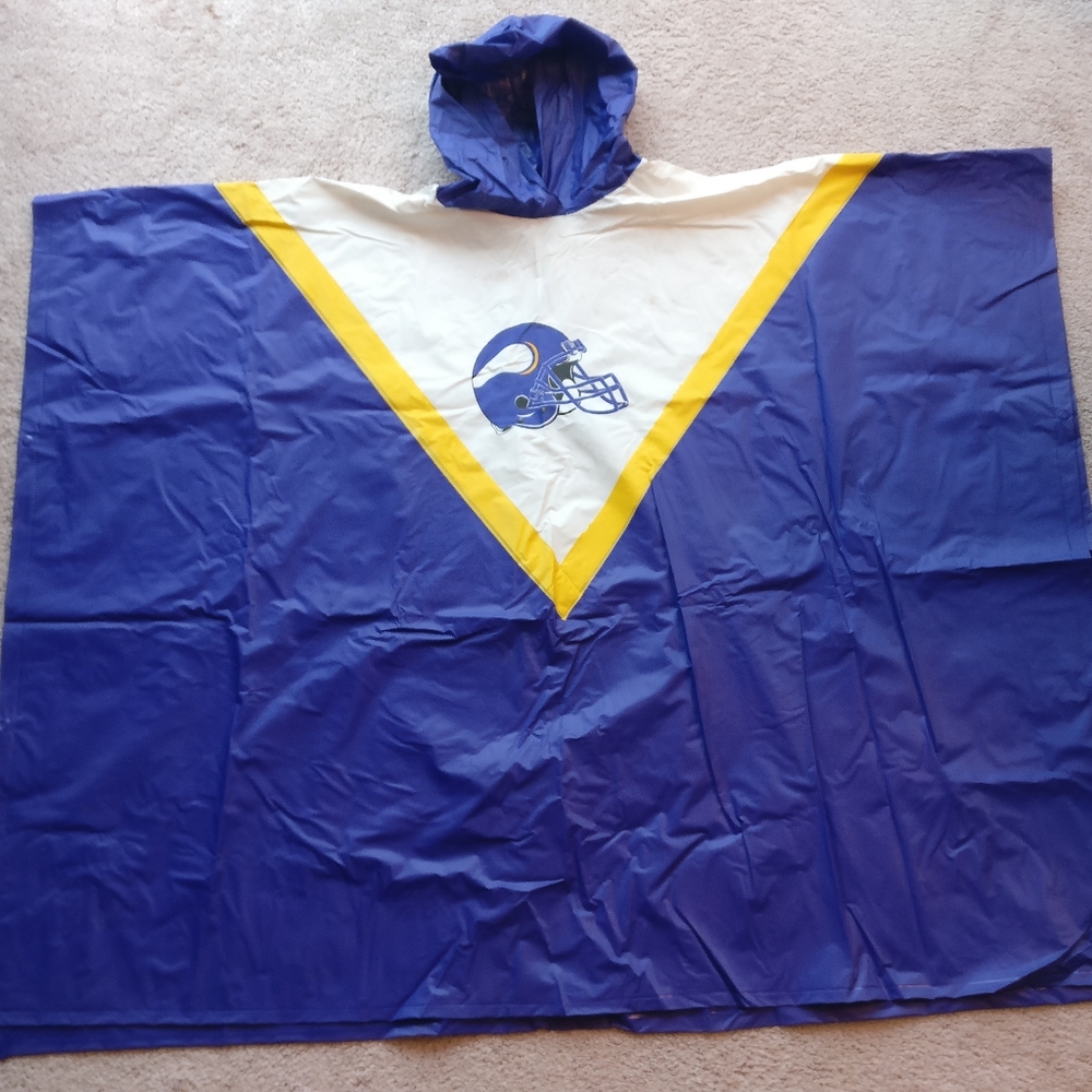 MN Vikings poncho